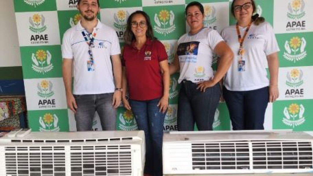 APAE de Estreito recebe doação de aparelho de ar-condicionado do CESTE APAE de Estreito recebe doação de aparelho de ar-condicionado do CESTE