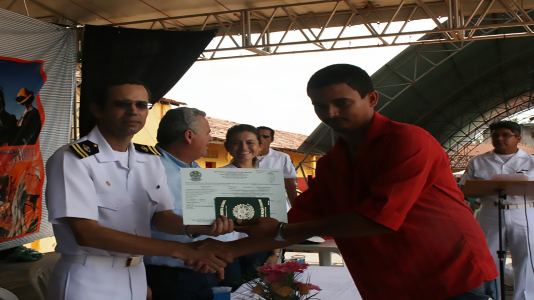 Curso promovido pelo CESTE concede habilitação a barqueiros em Estreito